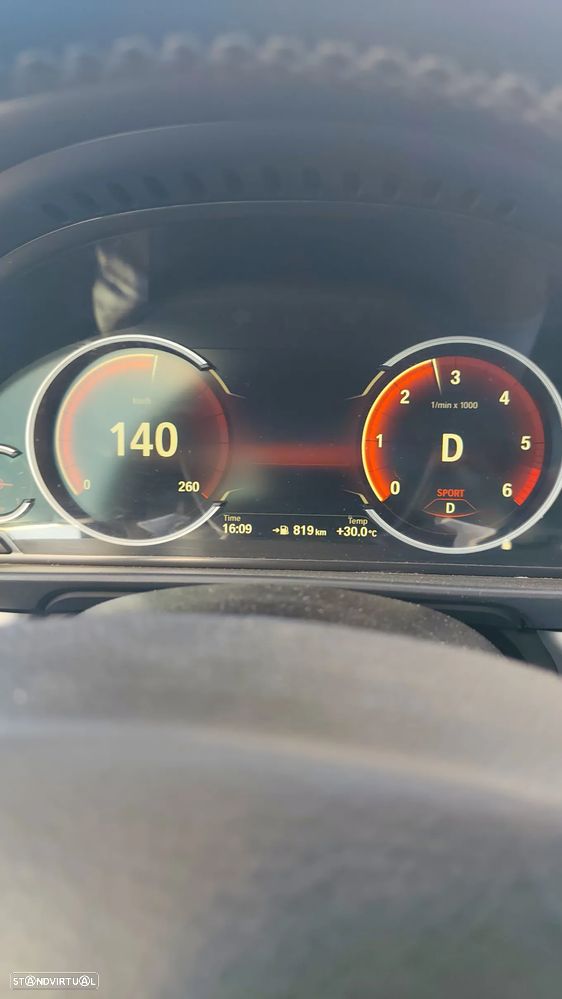 BMW 520 d Exclusive Auto 129g - 9