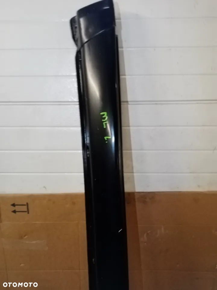 Nakładka listwa progu lewa Mercedes ML W163 1636900140 - 2