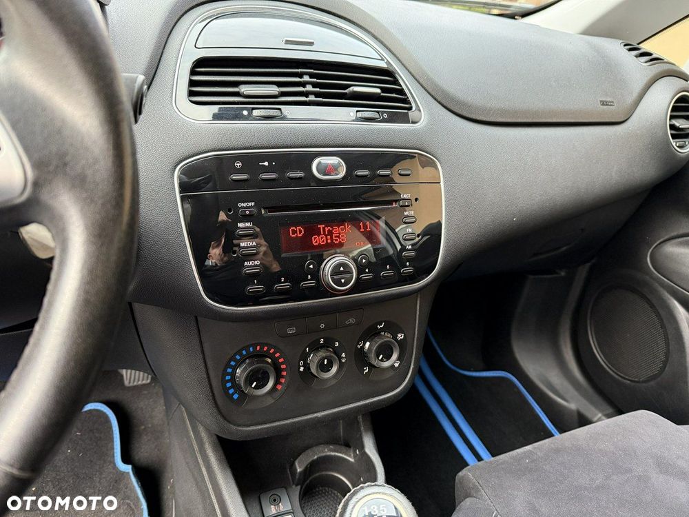 Fiat Punto 2012 - 12