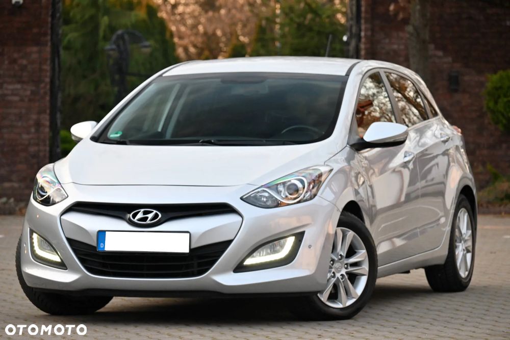 Hyundai i30 1.6 CRDi Premium - 8