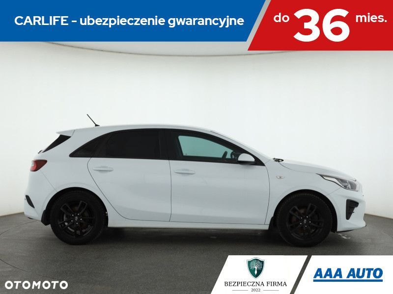 Kia Ceed - 8