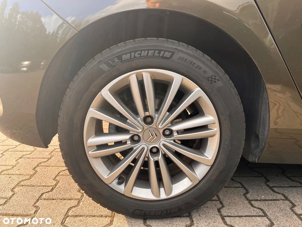 Citroën C4 1.6 VTi Attraction - 14