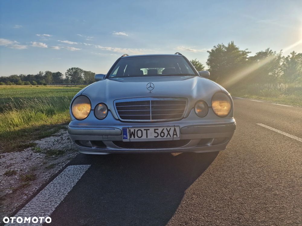 Mercedes-Benz Klasa E - 2