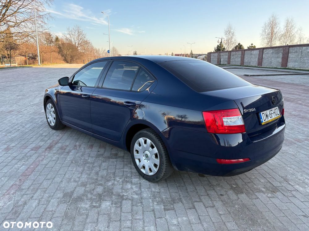 Skoda Octavia 1.6 TDI Active - 8