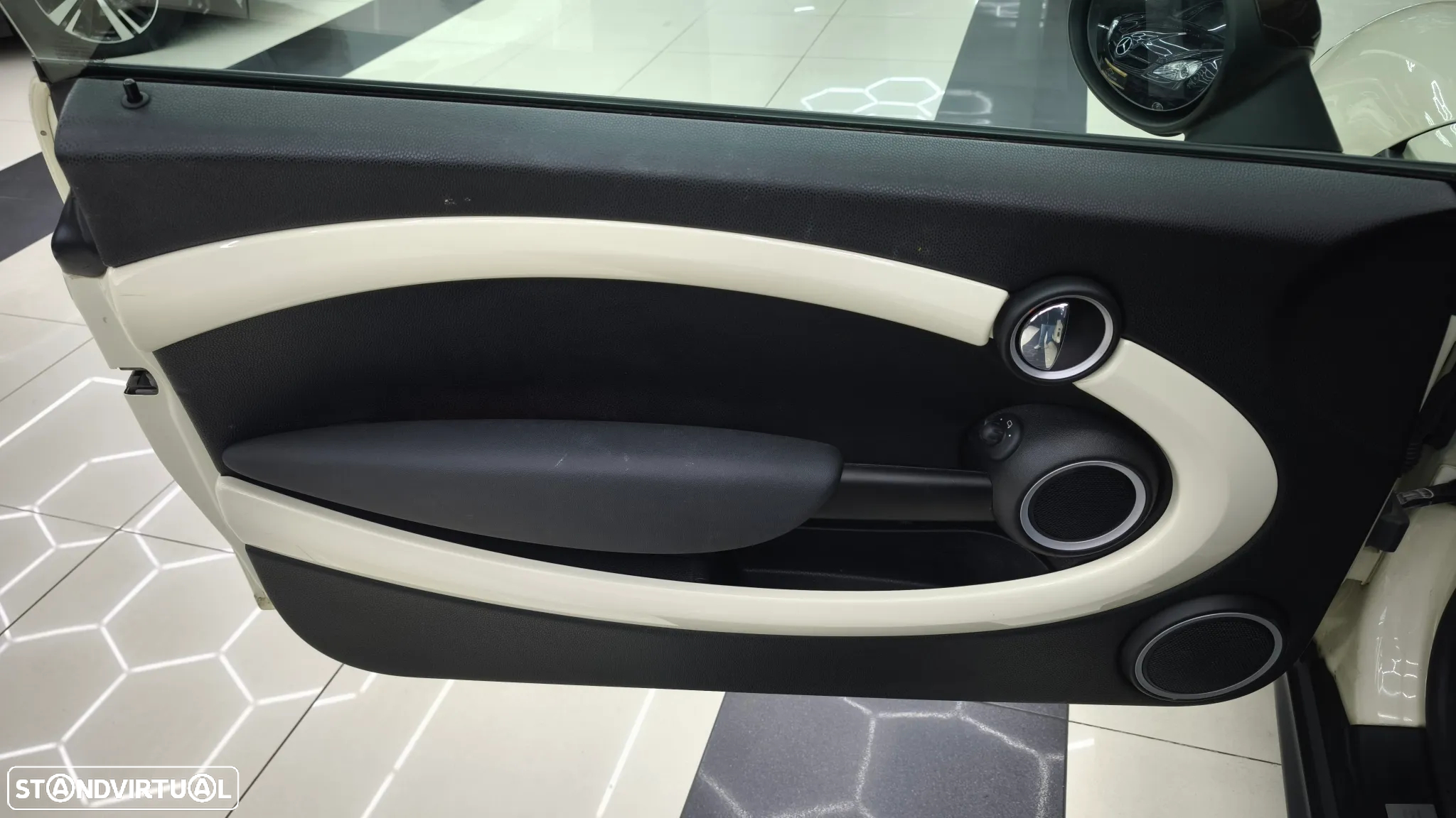MINI 3 Portas Cooper D - 21