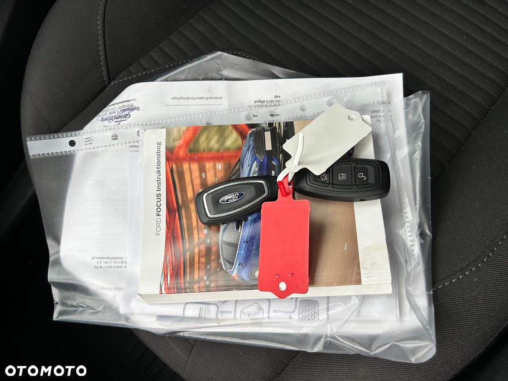 Ford Focus 1.0 EcoBoost Trend Edition - 35