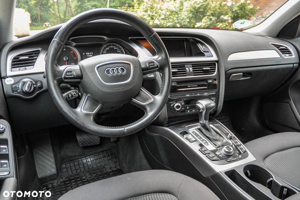 Audi A4 Avant - 9