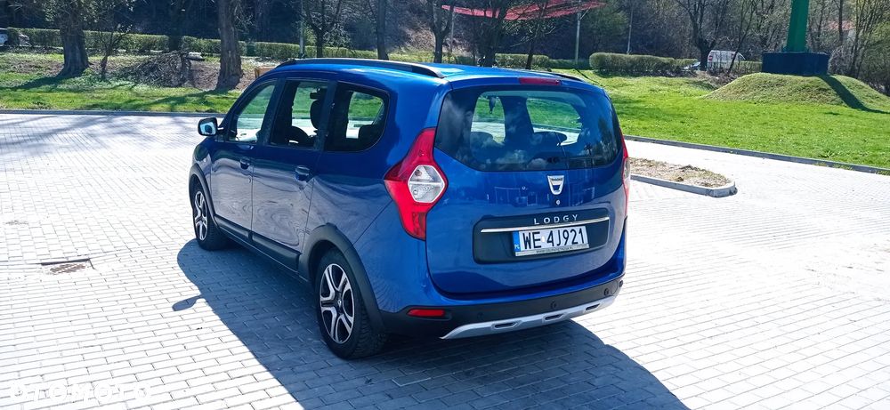 Dacia Lodgy 1.5 Blue dCi Stepway S&S - 4
