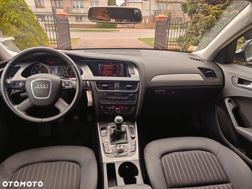 Audi A4 Avant 2.0 TDI DPF Ambition - 12