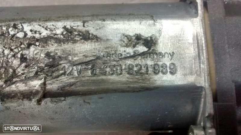 ELEVADOR DE VIDRO FRONTAL DIREITO OPEL ASTRA H 2004 - 2