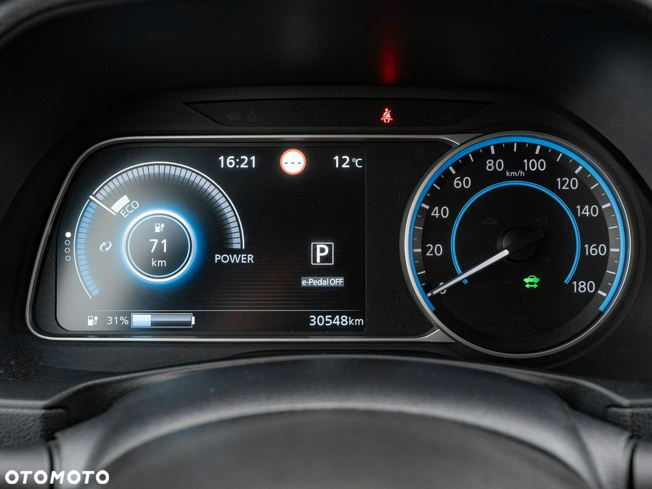 Nissan Leaf - 16