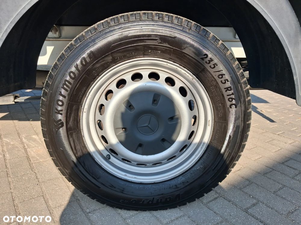 Mercedes-Benz SPRINTER - 12