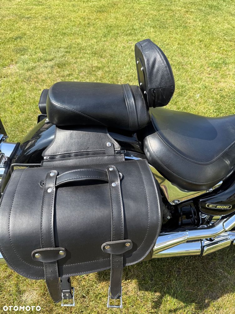 Suzuki VL 800 Volusia - 5