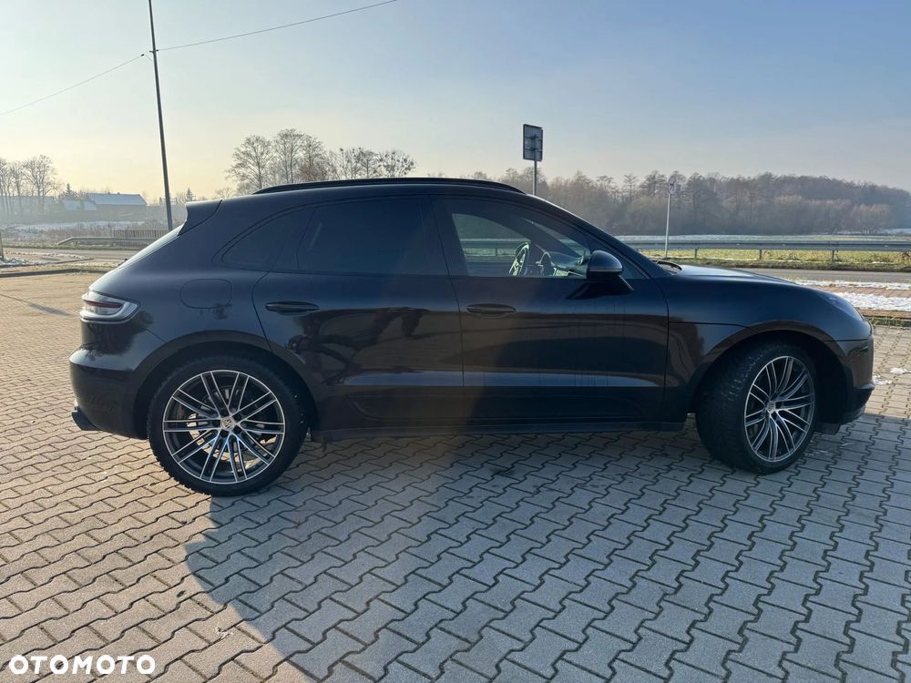 Porsche Macan - 3