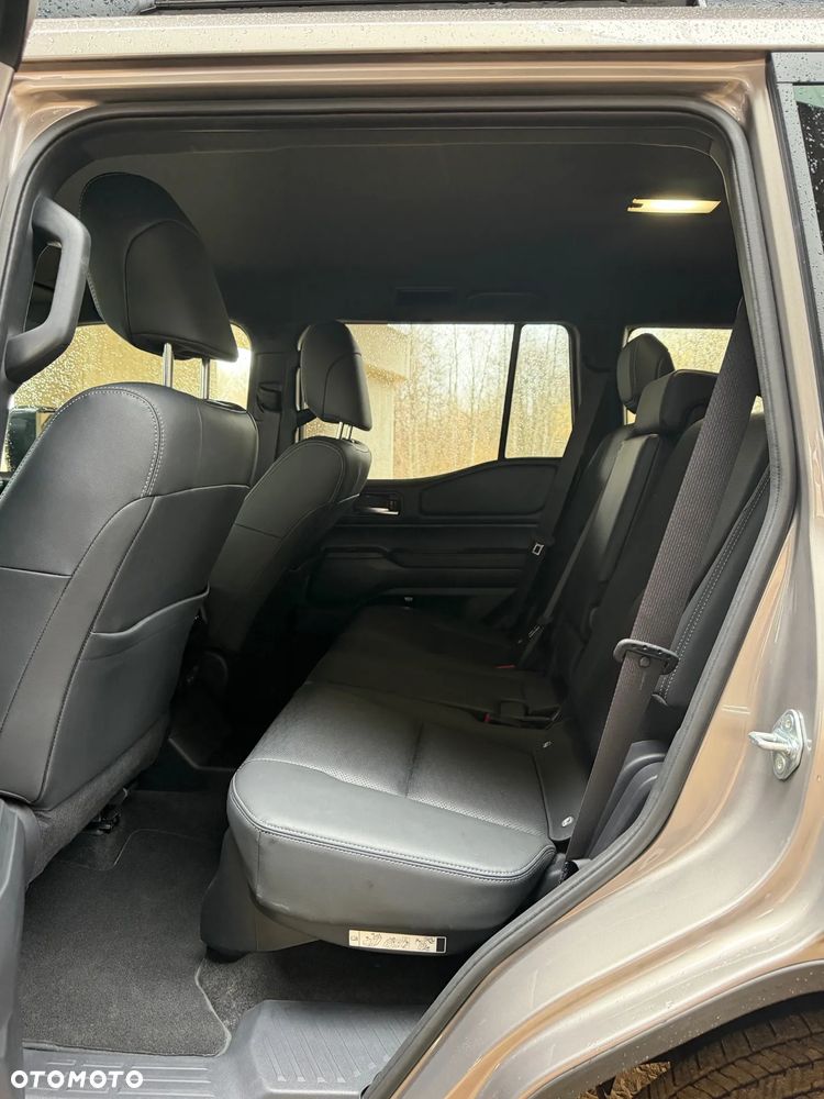 Toyota Land Cruiser LC 2.8 D-4D Executive - 6