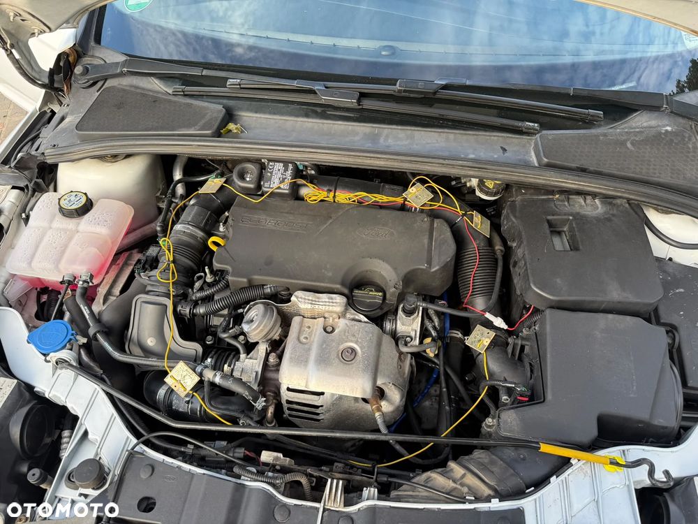 Ford Focus 1.0 EcoBoost Titanium - 30