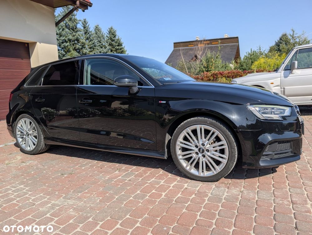 Audi A3 Sportback - 3