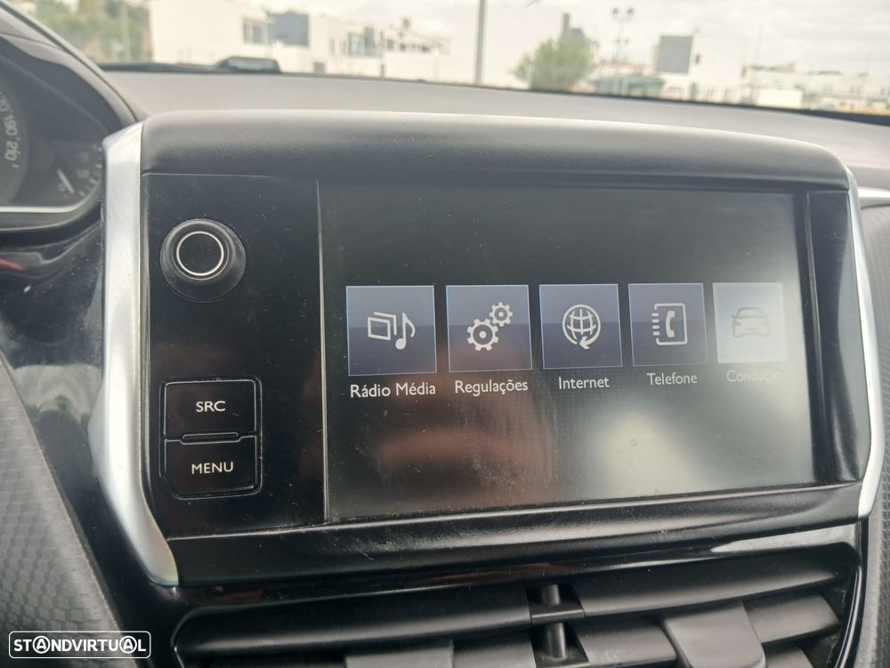 Peugeot 2008 PureTech 82 Style - 17