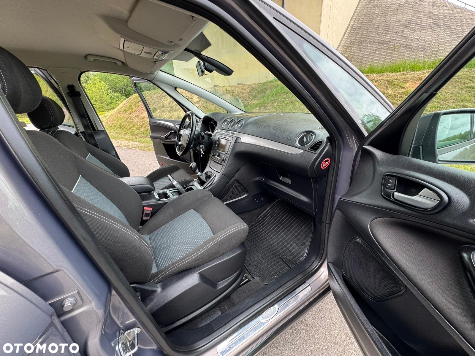 Ford S-Max 2.0 TDCi Titanium - 25