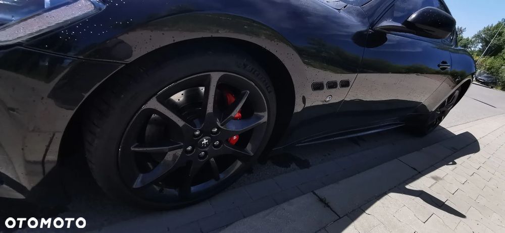 Maserati GranTurismo S Automat - 6