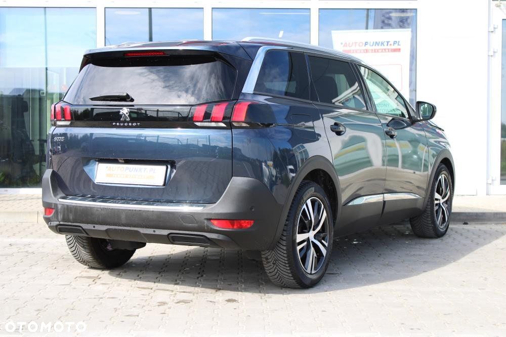 Peugeot 5008 - 4