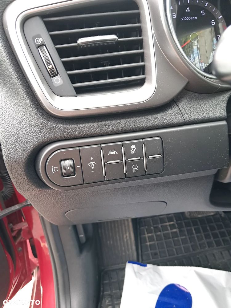 Kia Ceed - 5