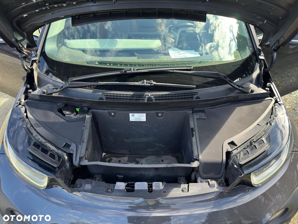 BMW i3 (60 Ah) - 28