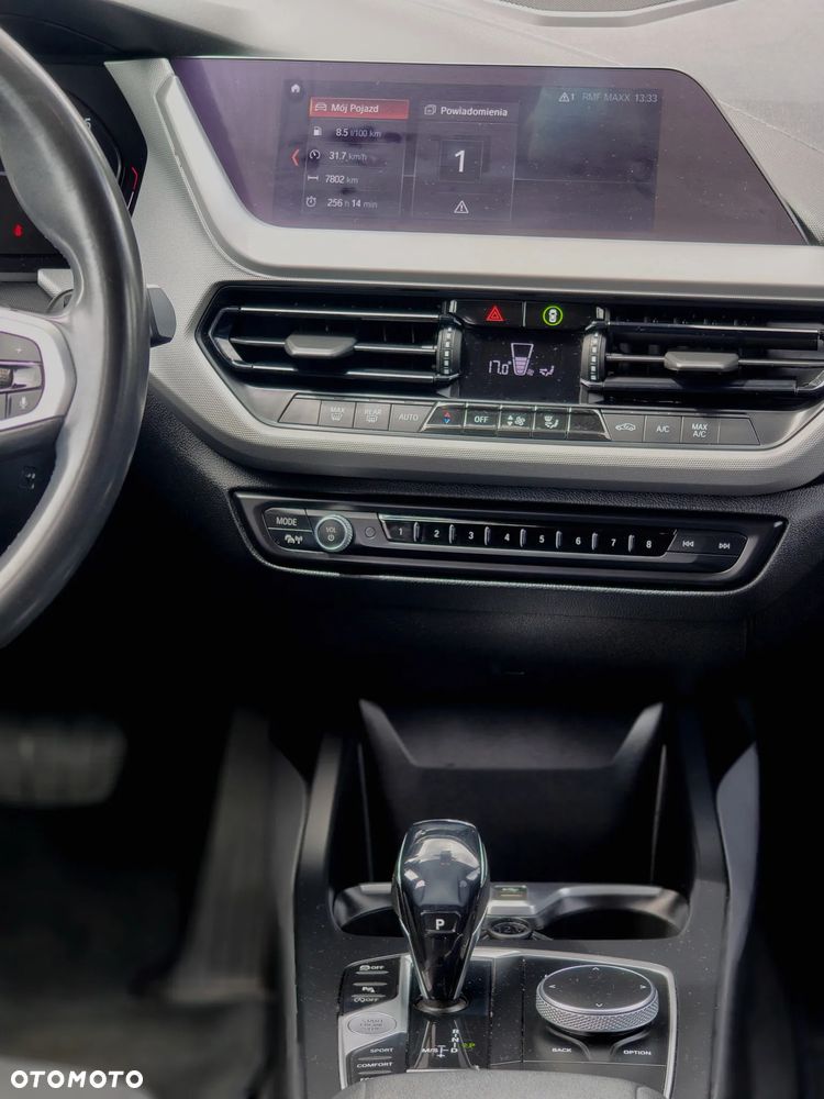 BMW Seria 1 118i - 16