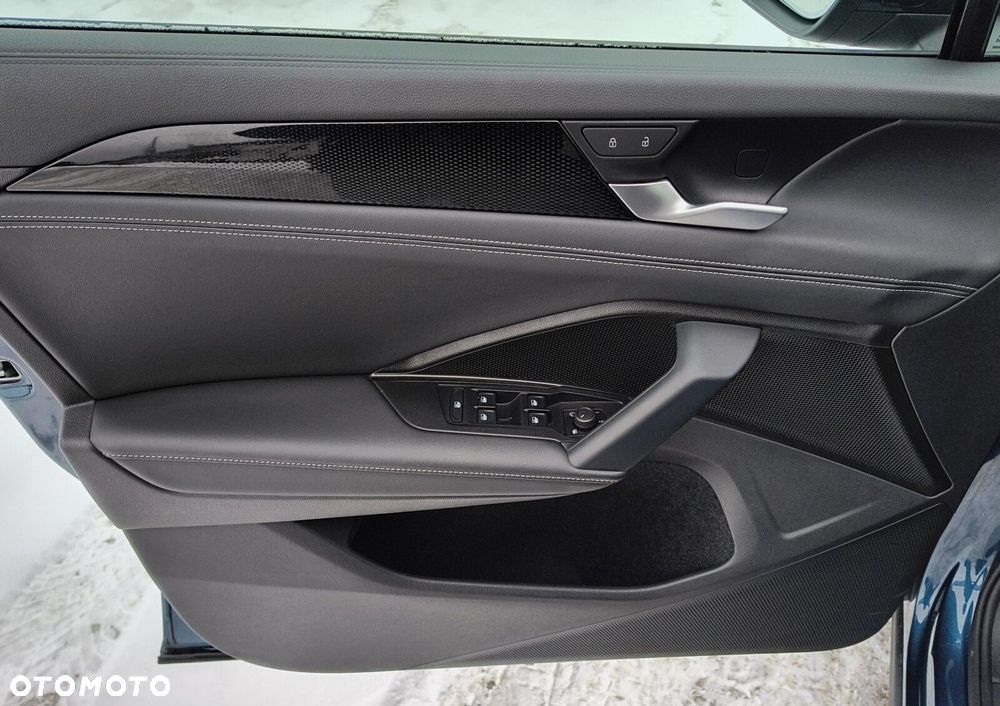 Volkswagen Tayron 2.0 TDI SCR 4Mot Elegance DSG - 24