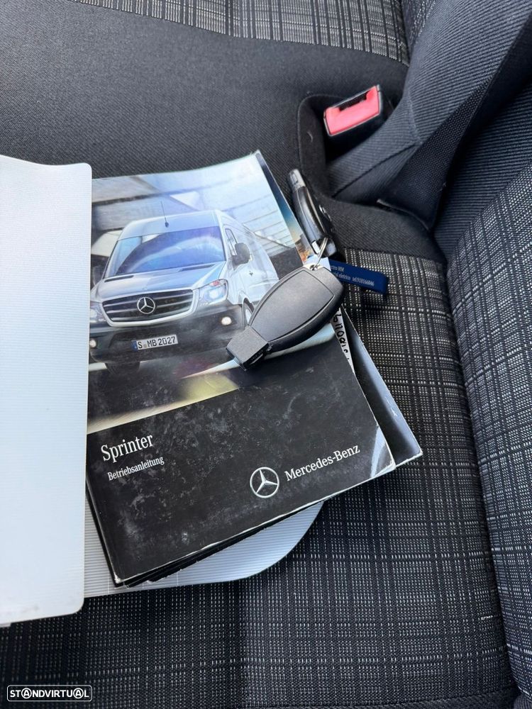 Mercedes-Benz Sprinter Cabine Dupla 7 Lug + Caixa Aberta - 15