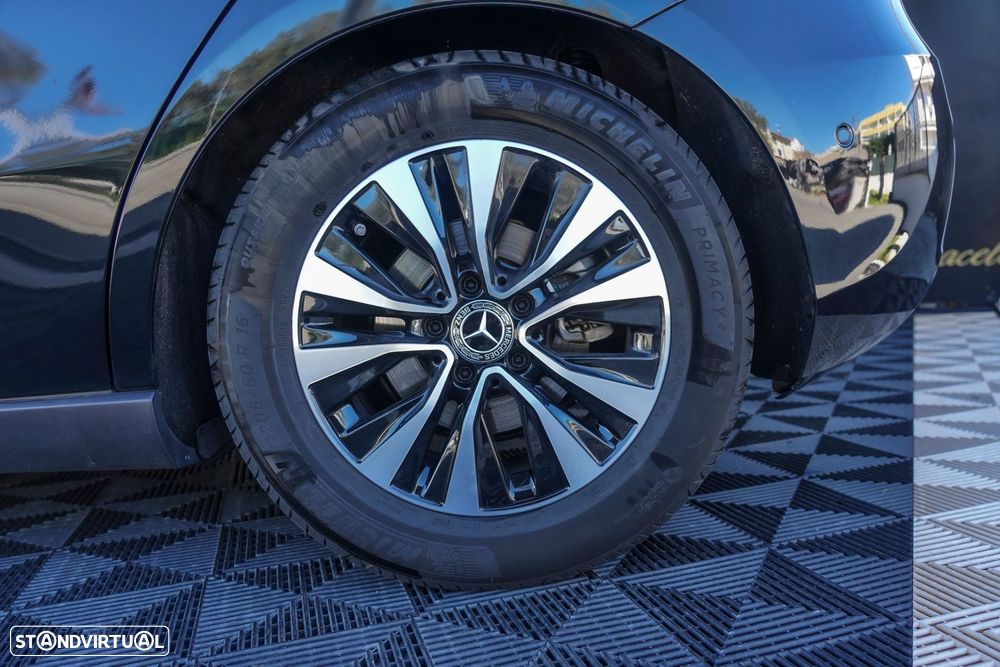 Mercedes-Benz A 200 Standard - 40