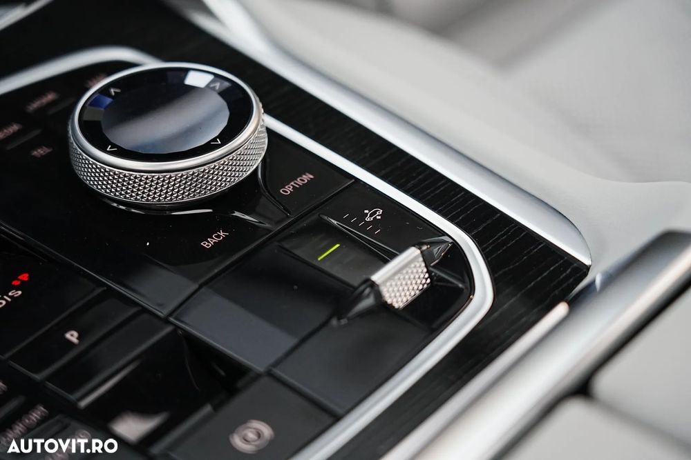 BMW X6 xDrive30d AT MHEV - 33