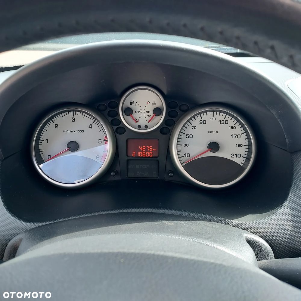 Peugeot 206 plus - 11