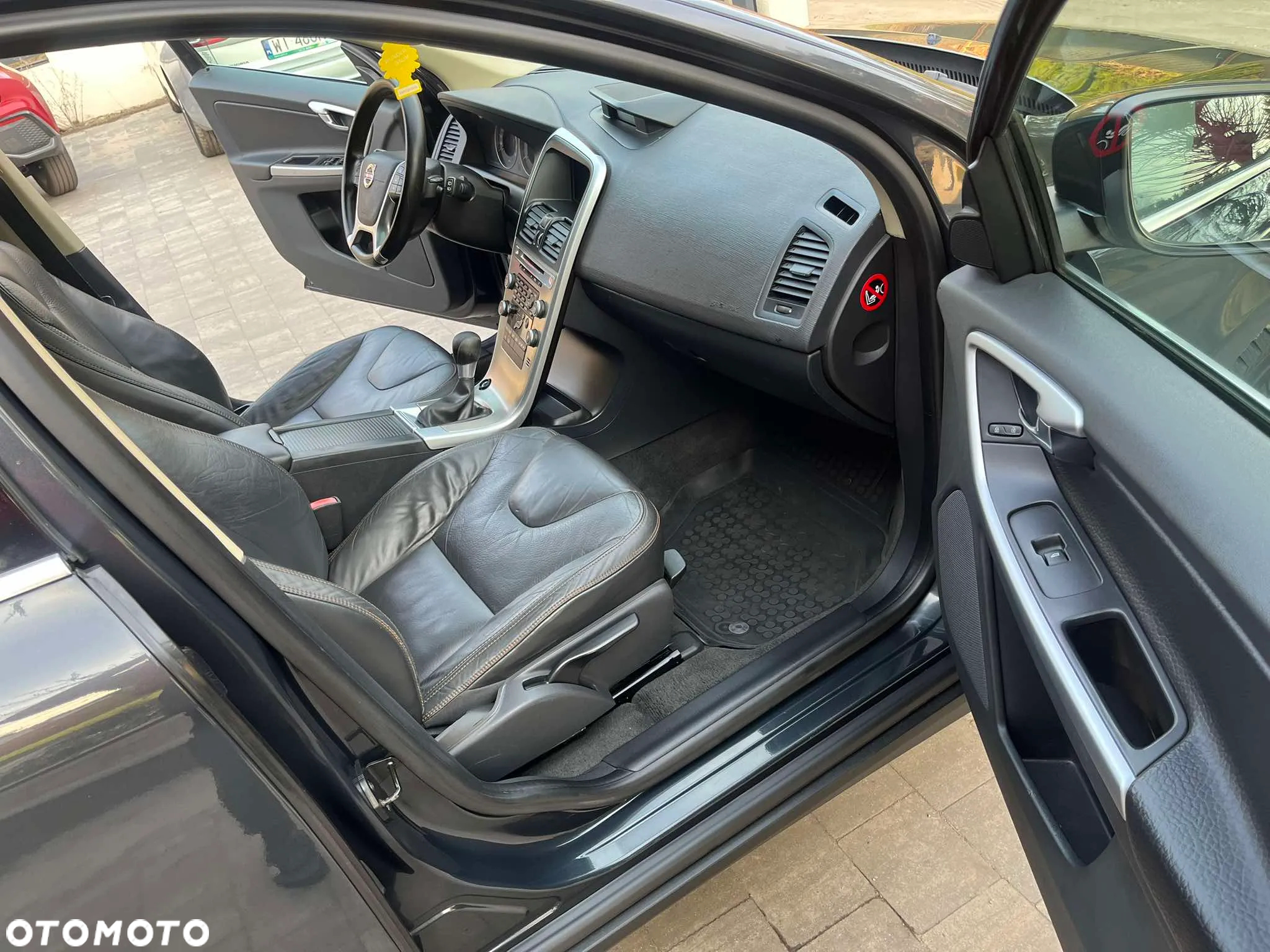 Volvo XC 60 2.4D AWD Summum - 13