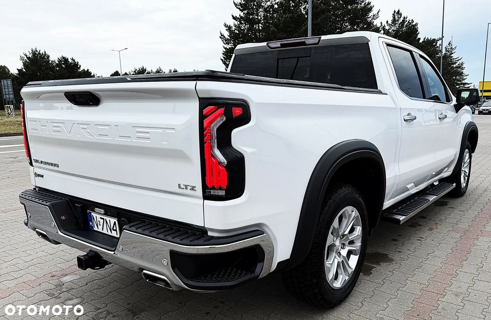 Chevrolet Silverado - 10