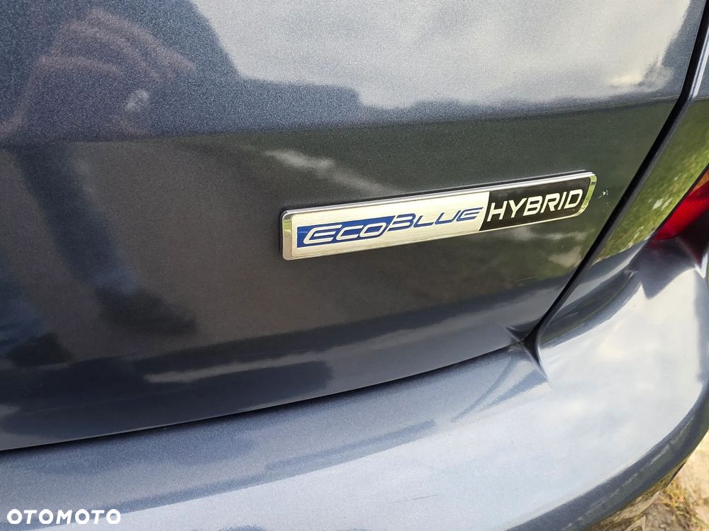 Ford Kuga 2.0 TDCi 2x4 ST-Line - 24