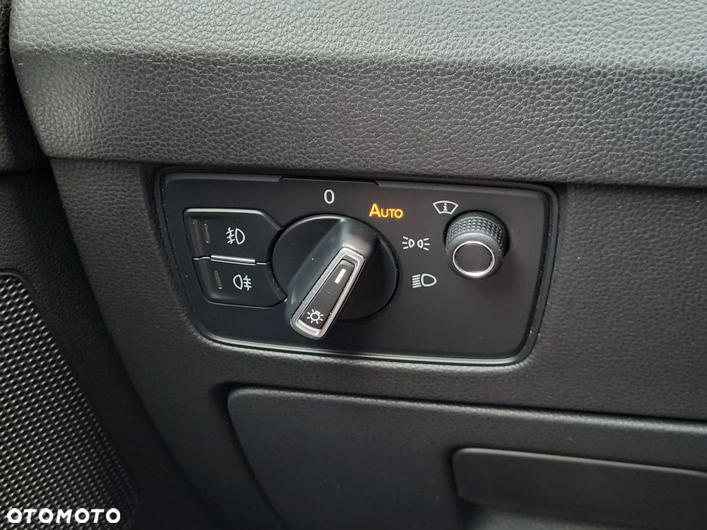 Volkswagen Passat Alltrack - 11