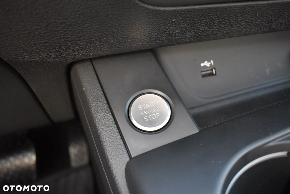Audi A4 Avant 35 TDI mHEV S tronic - 35