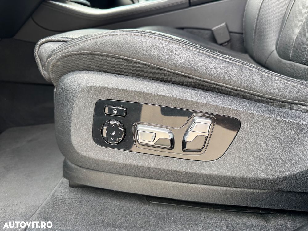 BMW X5 M M50d - 25