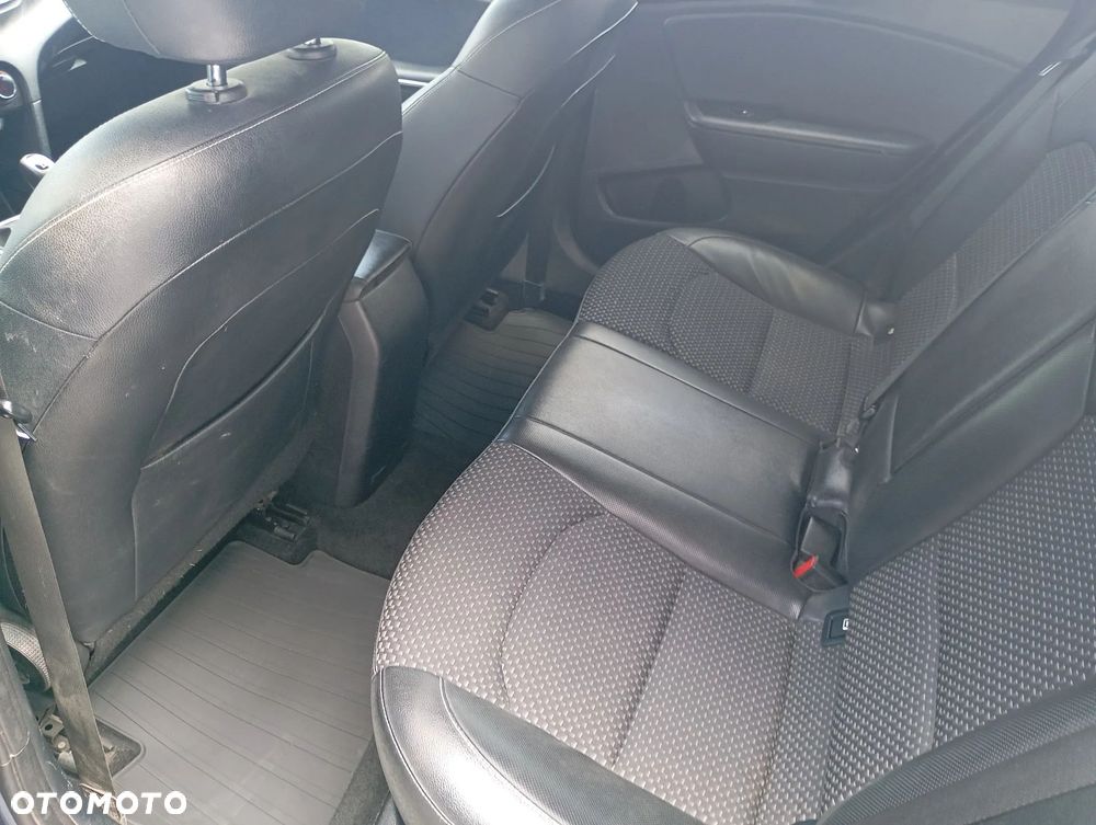 Kia Ceed 1.4 T-GDI L Business Line - 13