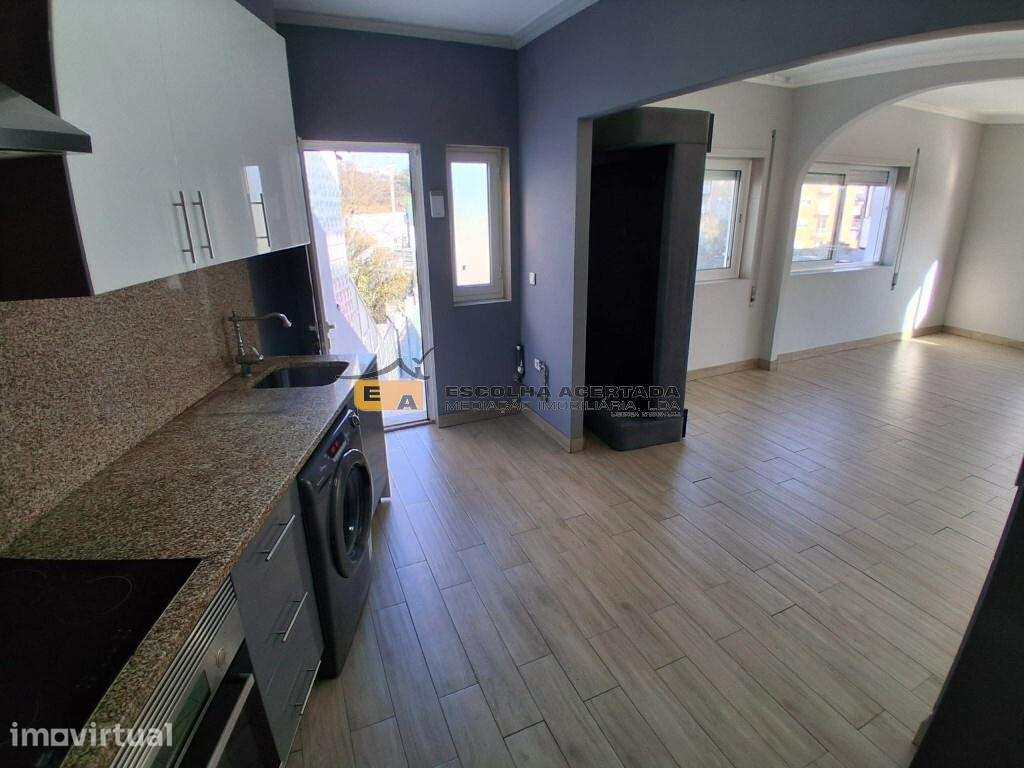 Andar Moradia T3 Renovado – São Cosme, Gondomar - Grande imagem: 2/26