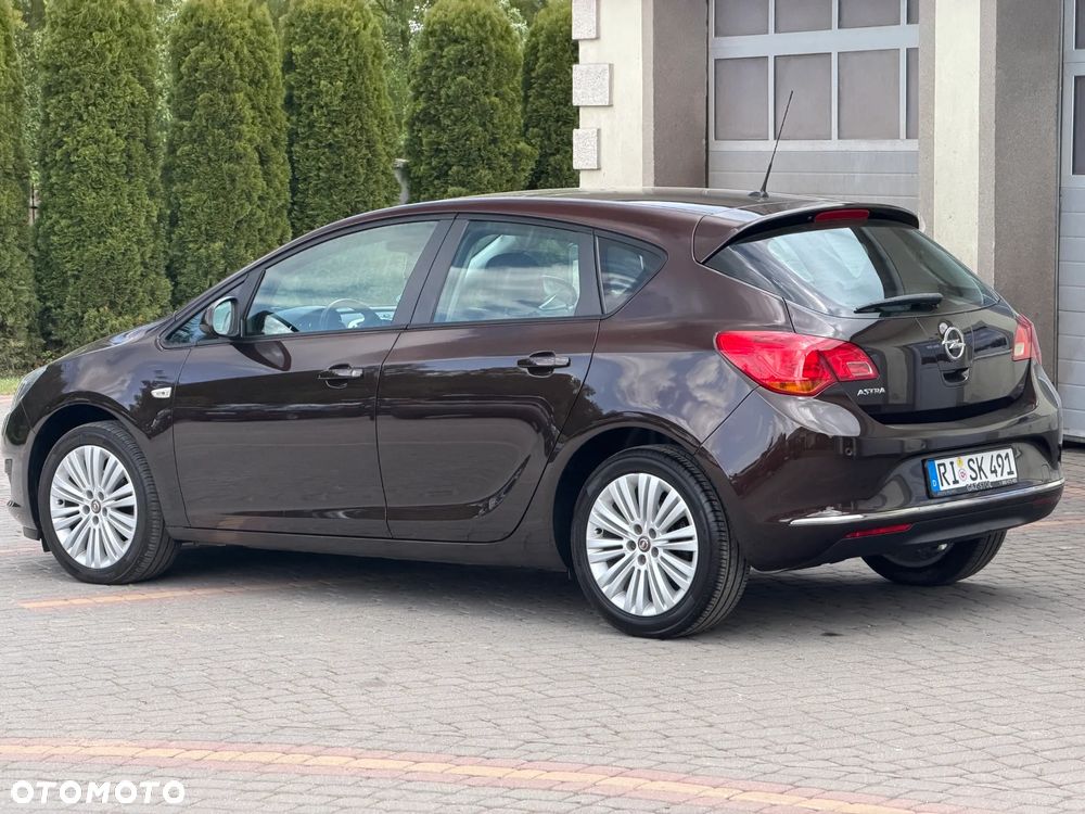 Opel Astra 1.6 Cosmo - 8