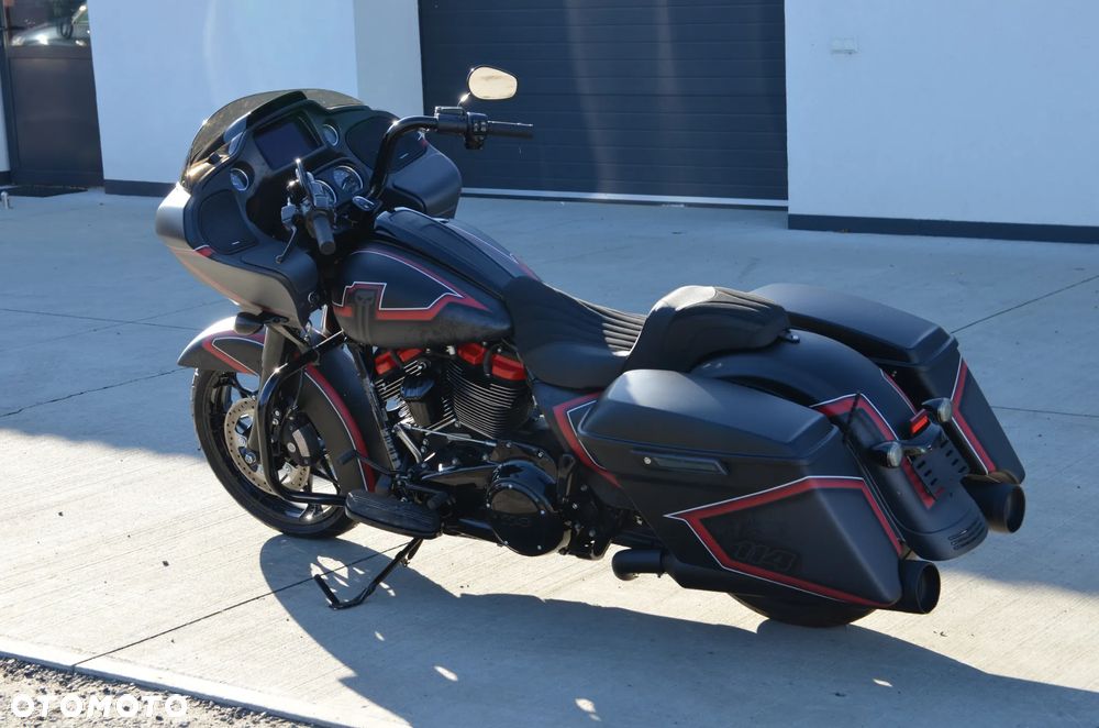 Harley-Davidson Touring Road Glide - 8