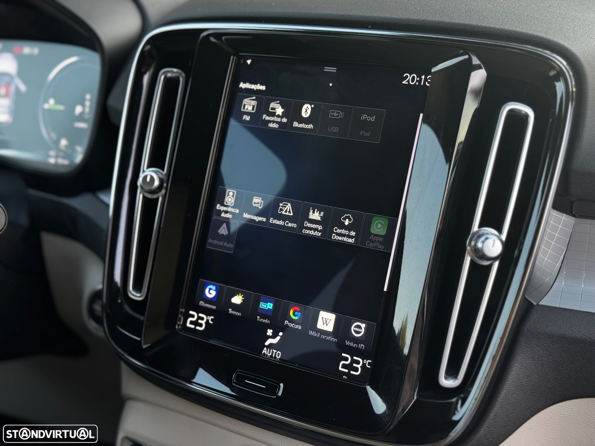 Volvo XC 40 1.5 T5 PHEV Momentum Plus - 14