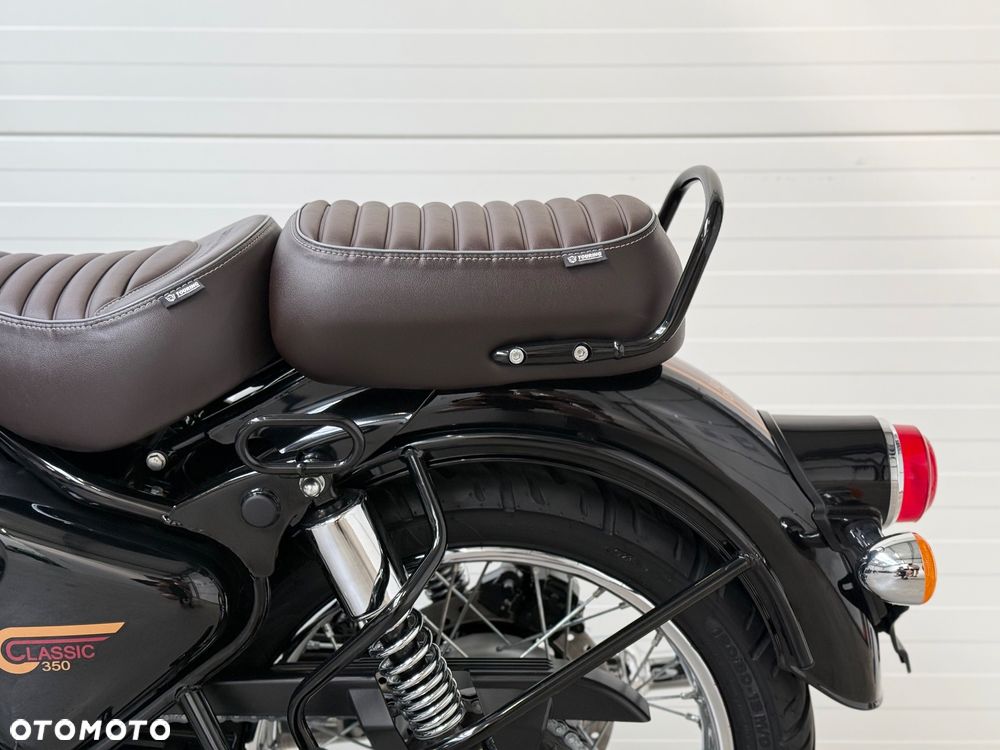 Royal Enfield Classic - 34