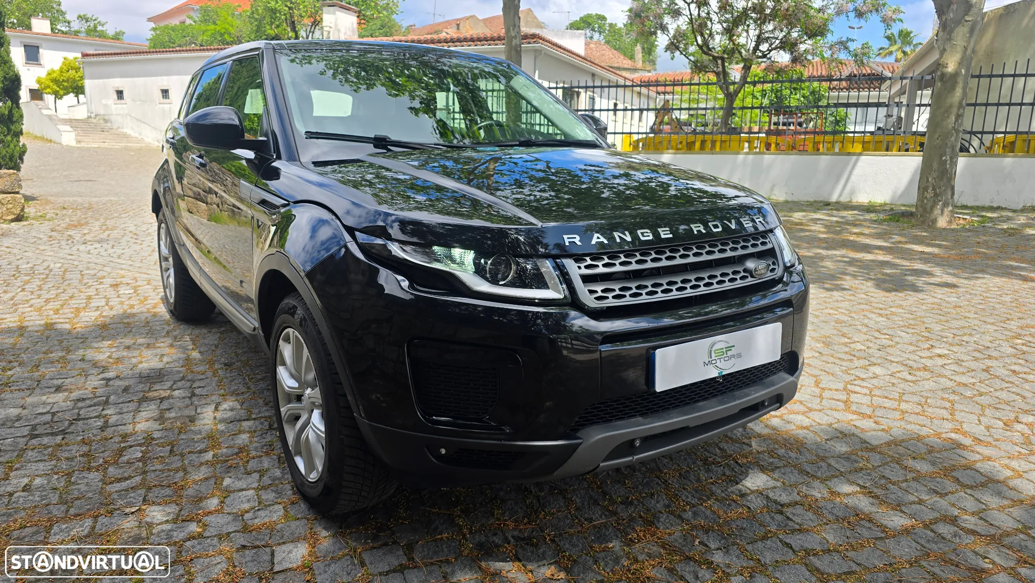 Land Rover Range Rover Evoque 2.0 D150 R-Dynamic - 7