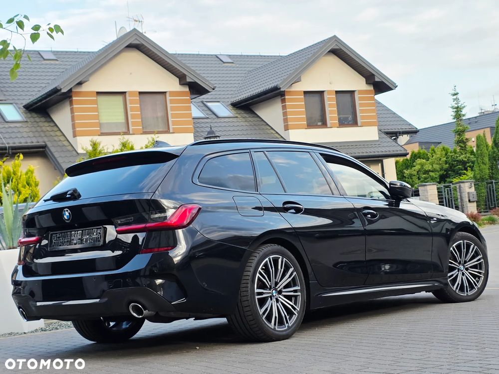 BMW Seria 3 320d Edition M Sport Shadow - 38