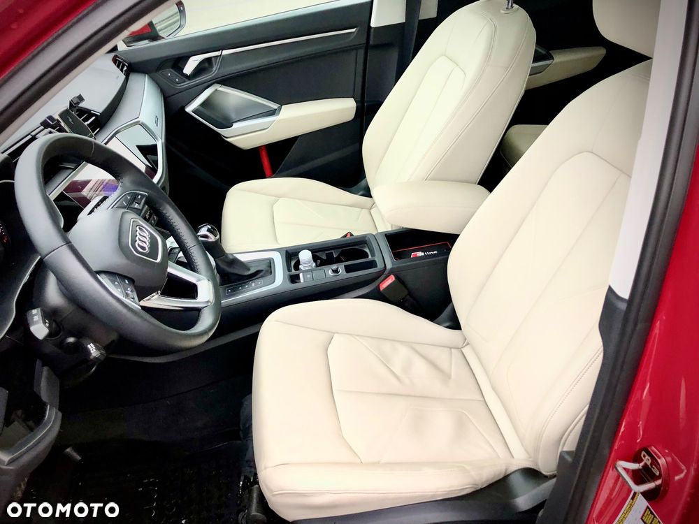 Audi Q3 2.0 TFSI Quattro S tronic design - 8