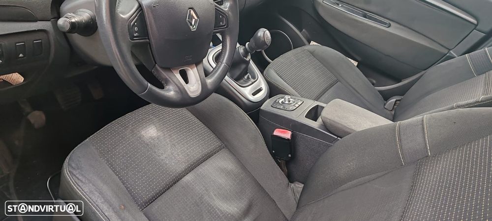 Renault Grand Scénic 1.5 dCi Dynamique S 7L - 8