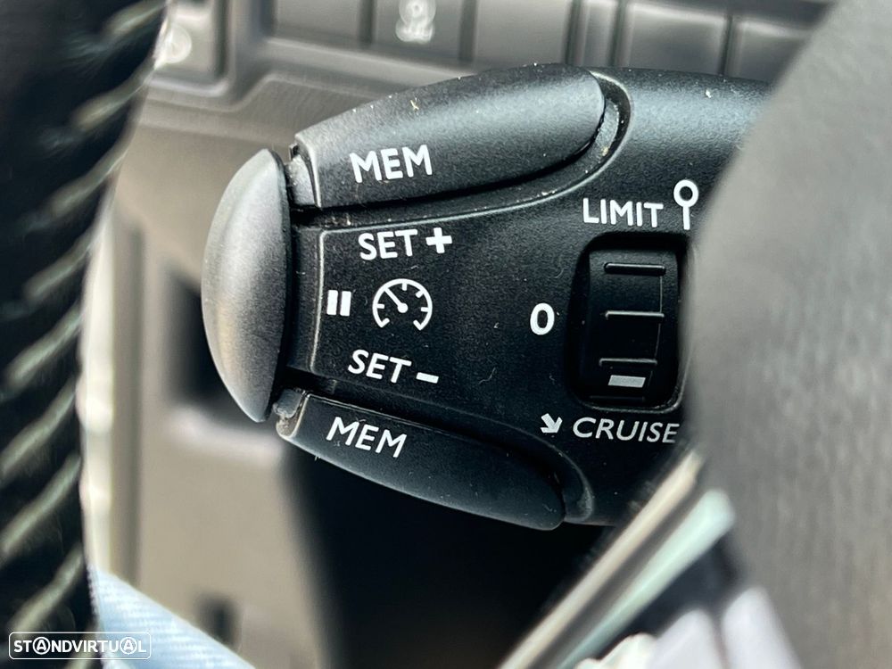 Peugeot 308 1.5 BlueHDi Business Line - 15